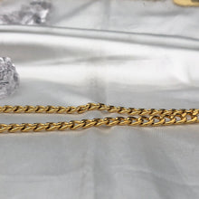 Load image into Gallery viewer, Custom Photo Necklace (MEN)
