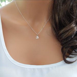 OM Necklace (Minimal)