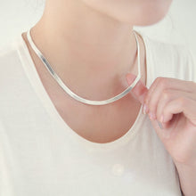 Load image into Gallery viewer, Snake Chain (925 Sterling Silver)
