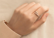 Load image into Gallery viewer, Dainty Minimal Ring (T-1)
