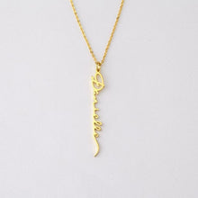 Charger l&#39;image dans la galerie, Vertical Signature Necklace
