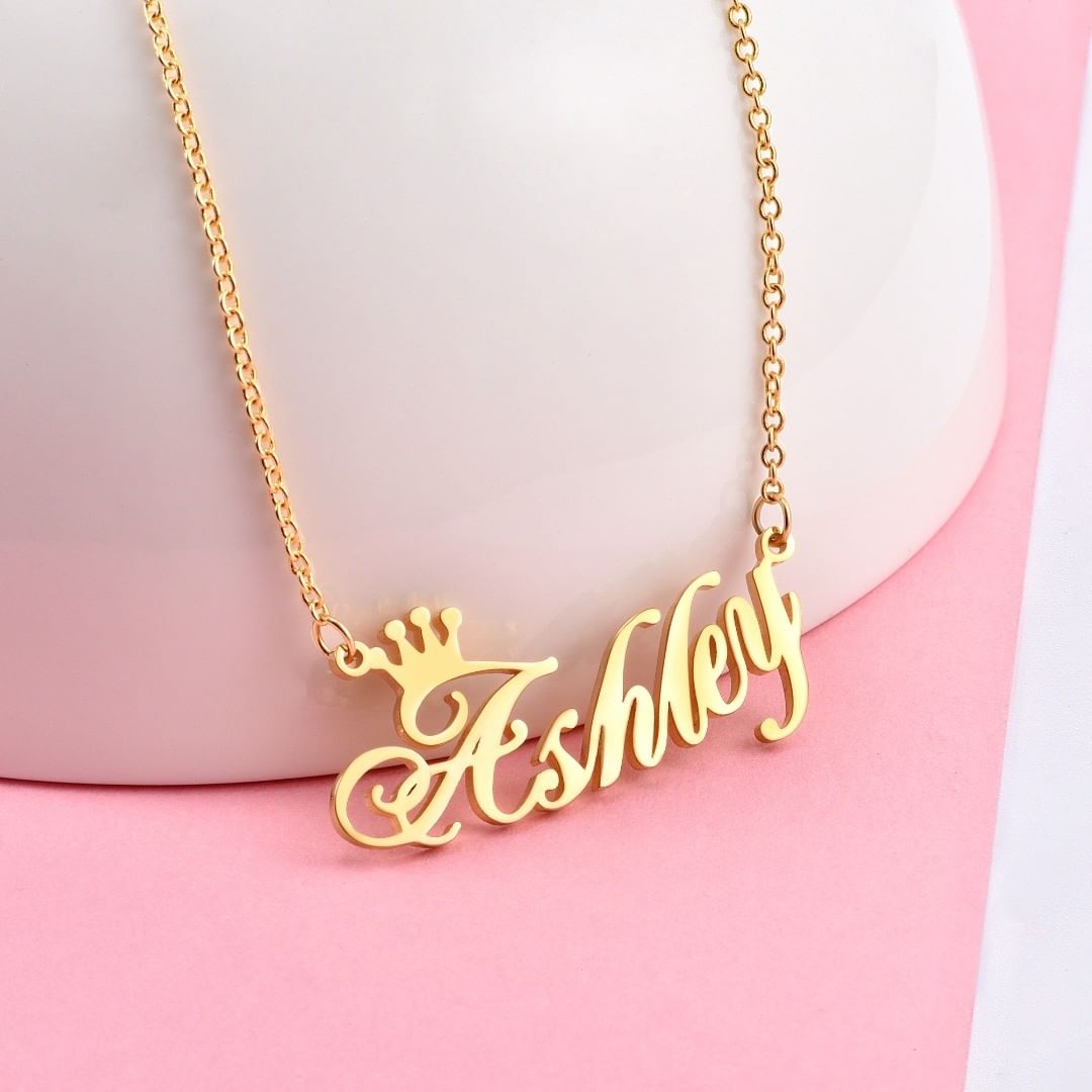 Name necklace with clearance a crown